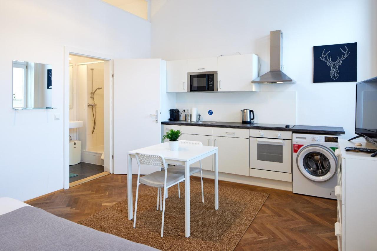 Nice Studio Close To Metro III Bécs Kültér fotó