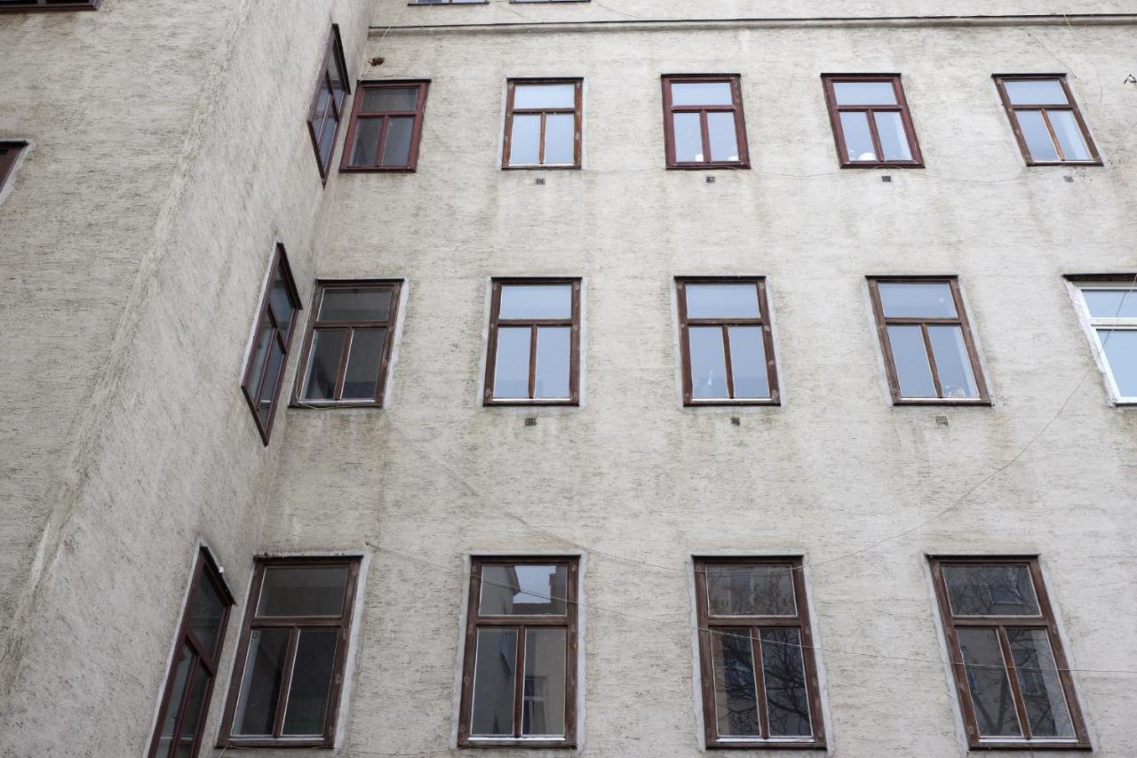 Nice Studio Close To Metro III Bécs Kültér fotó