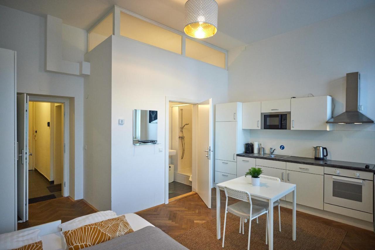 Nice Studio Close To Metro III Bécs Kültér fotó